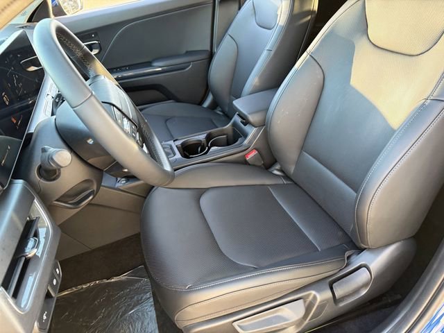 New 2026 Deep Sea Blue Kia EX image 18