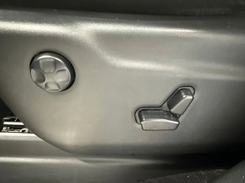 Used 2020 Red Jeep Limited image 20