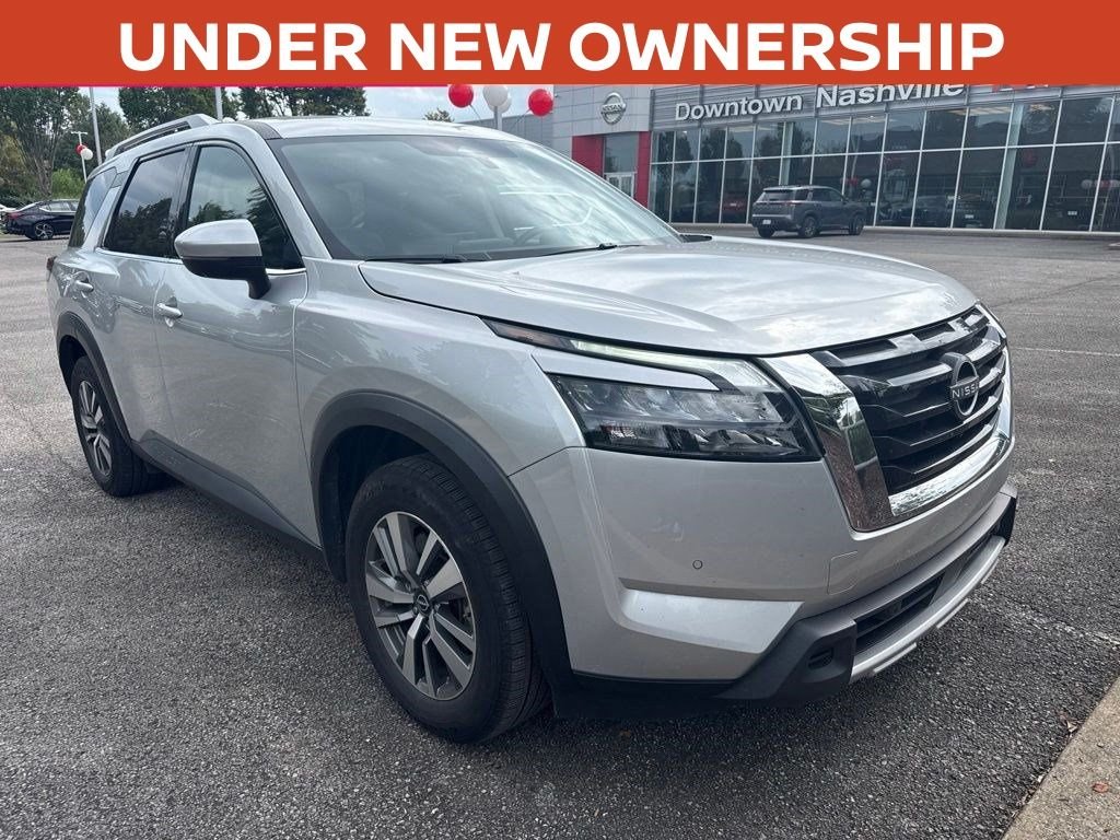 Certified Used 2025 Silver Nissan SL image 1