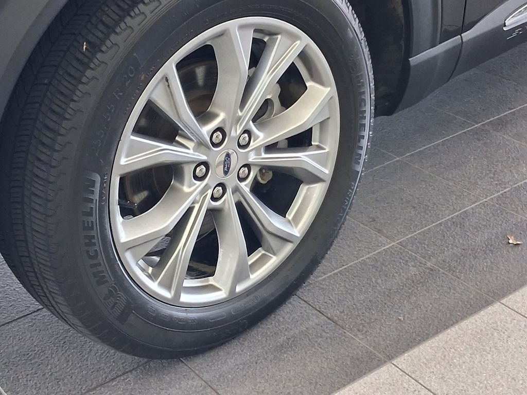 2023 Ford Explorer Limited - Photo 7