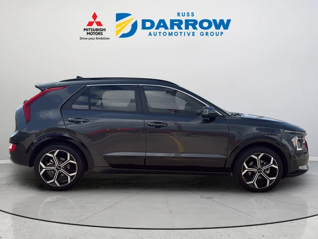 Used 2023 Gray Kia EX Touring image 6