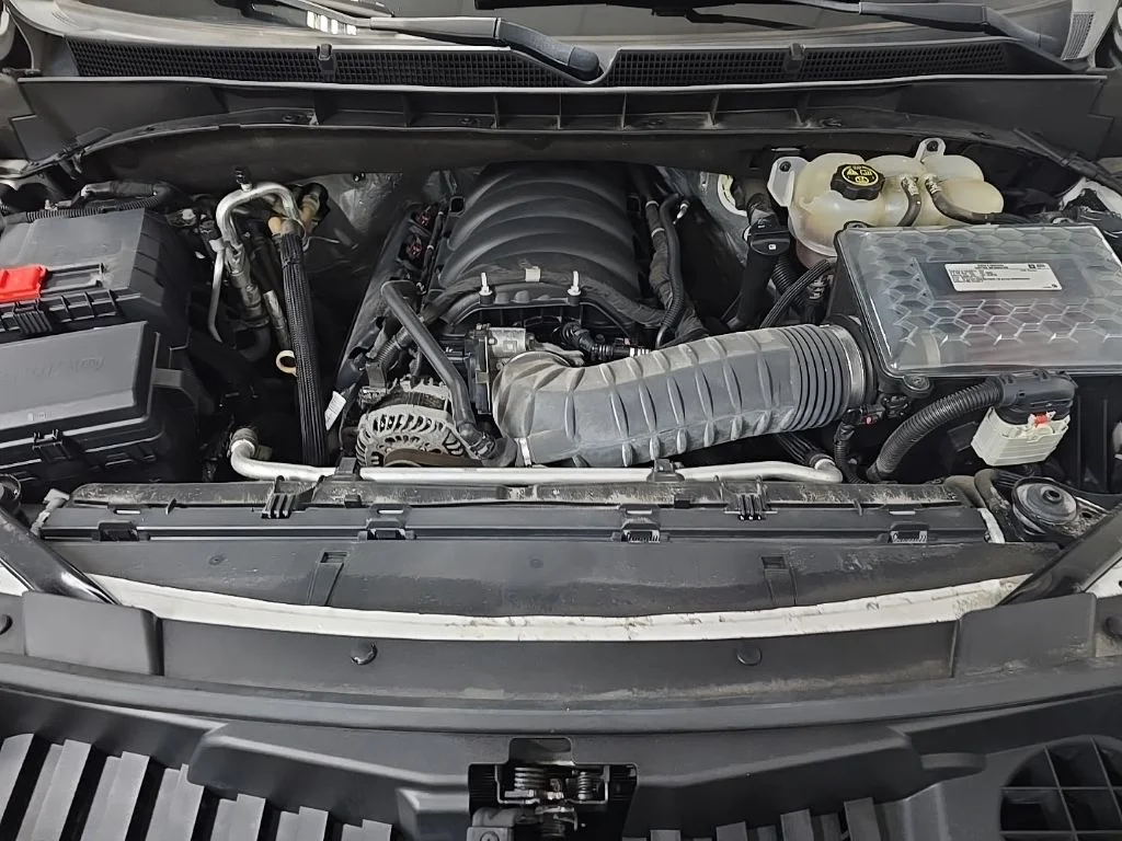 Used 2021 White GMC Denali image 13