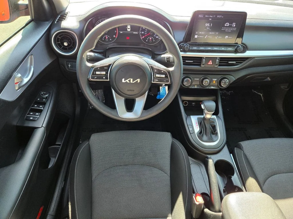 Used 2024 Red Kia LXS image 17