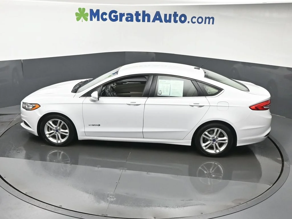 Used 2018 White Ford SE image 24