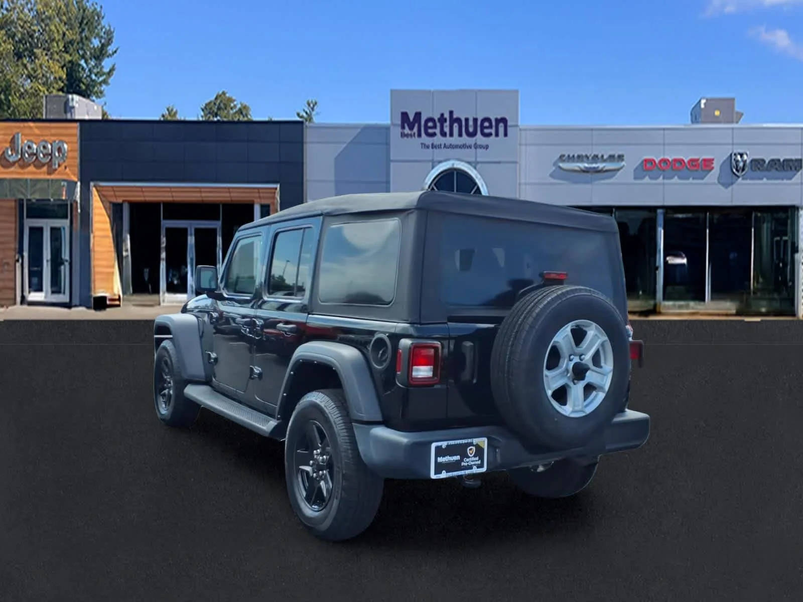 Used 2022 Black Clearcoat Jeep Unlimited Sport S image 7
