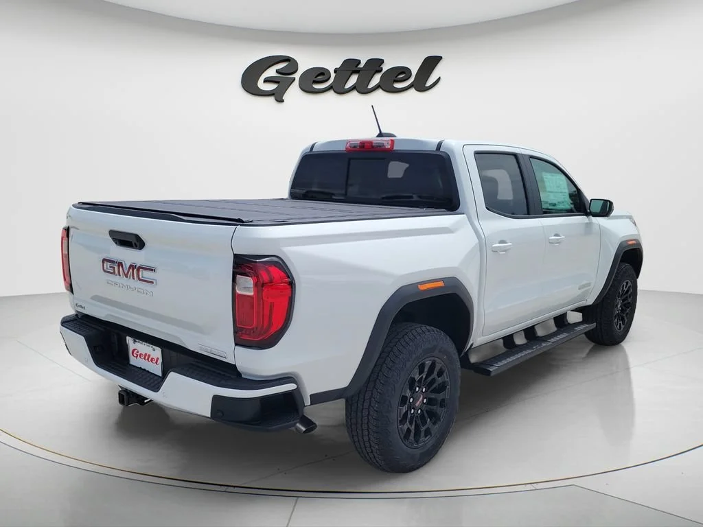 New 2026 Summit White GMC Elevation image 5