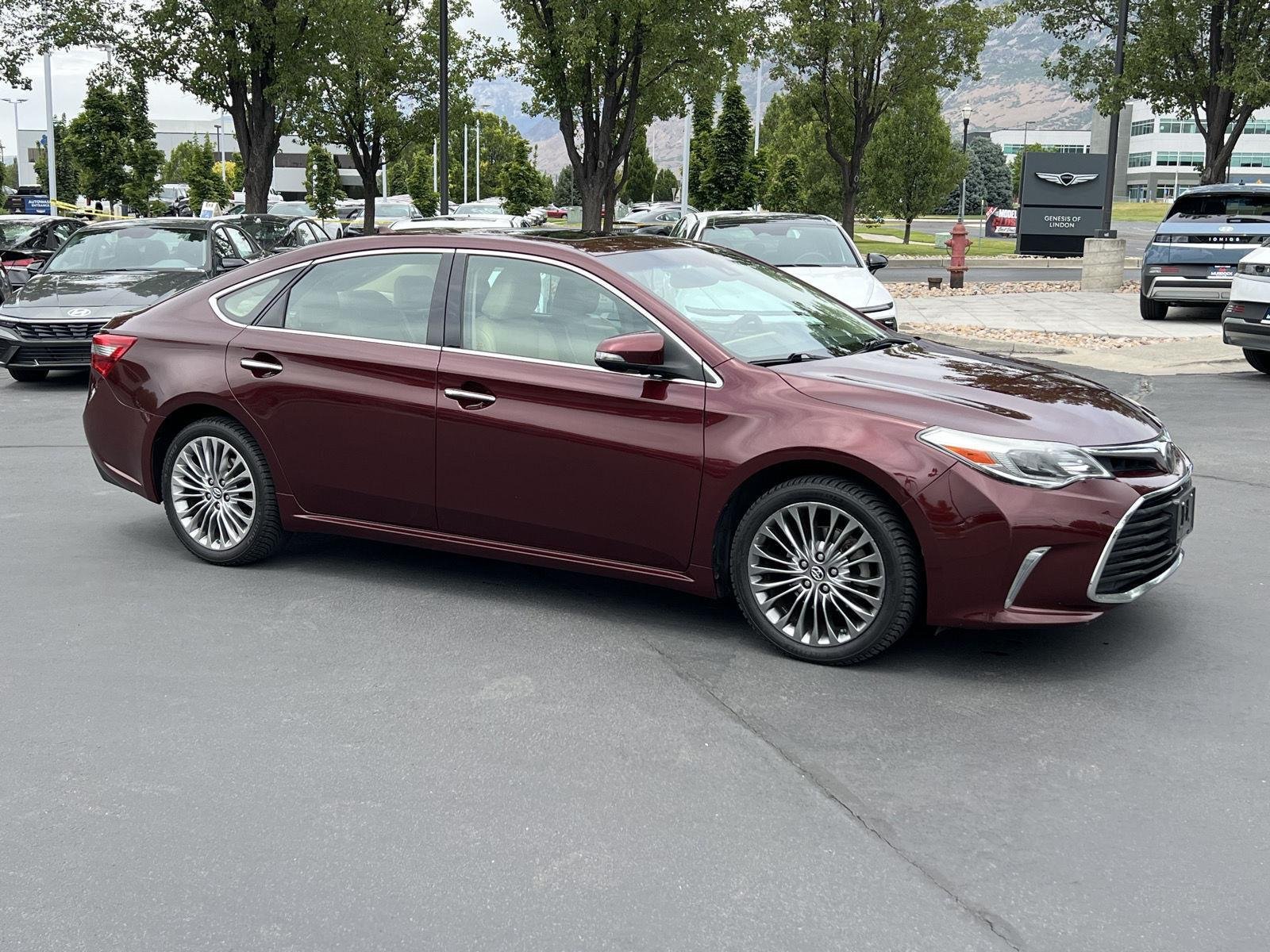 Used 2016 Ooh La La Rouge Mica Toyota Limited image 5