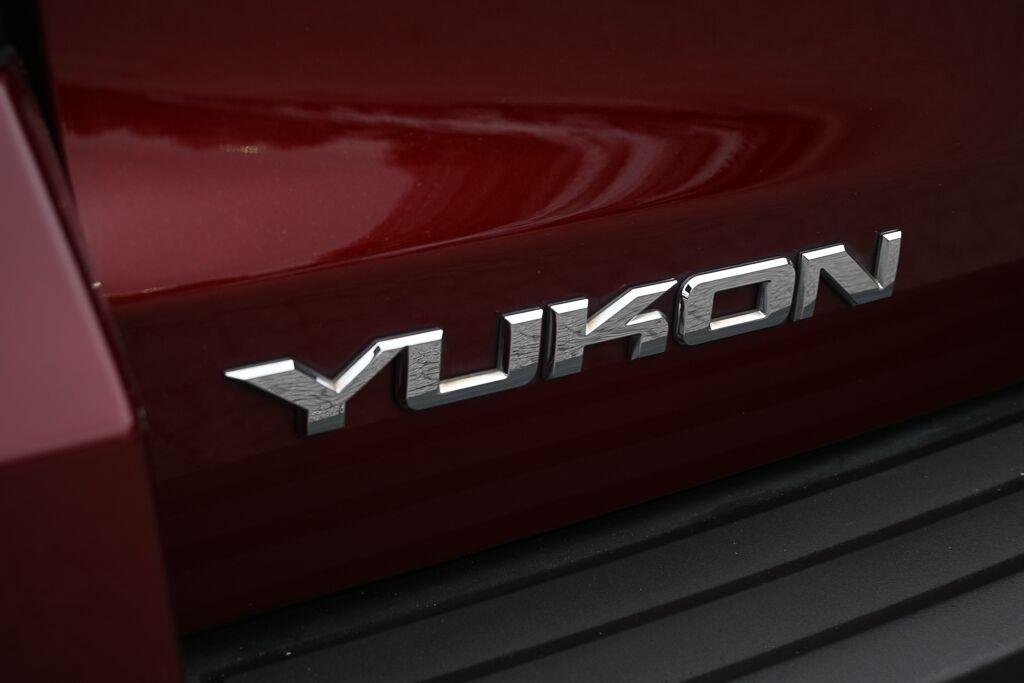 Used 2019 Crimson Red Tintcoat GMC SLT Standard Edition image 27