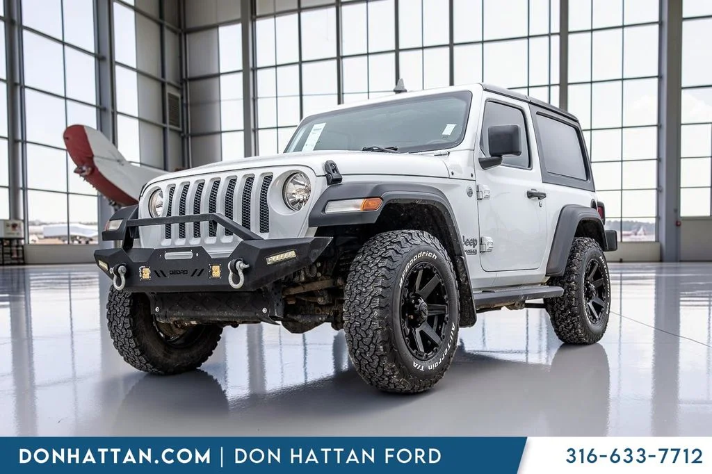 2020 Jeep Wrangler Sport S's photo