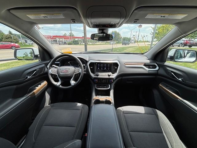 Used 2023 Summit White GMC SLE image 9
