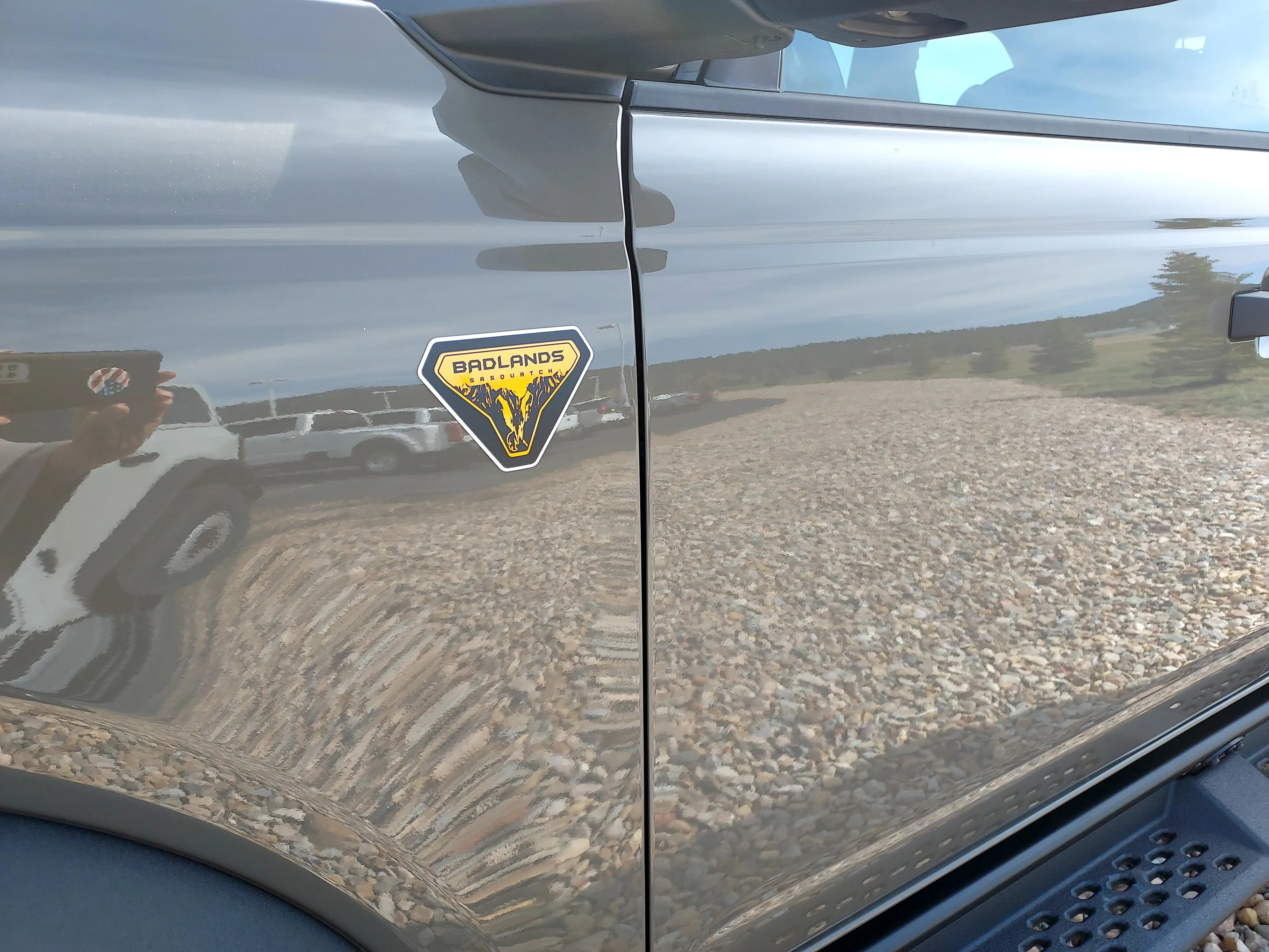 New 2026 Marsh Gray Ford Badlands image 4