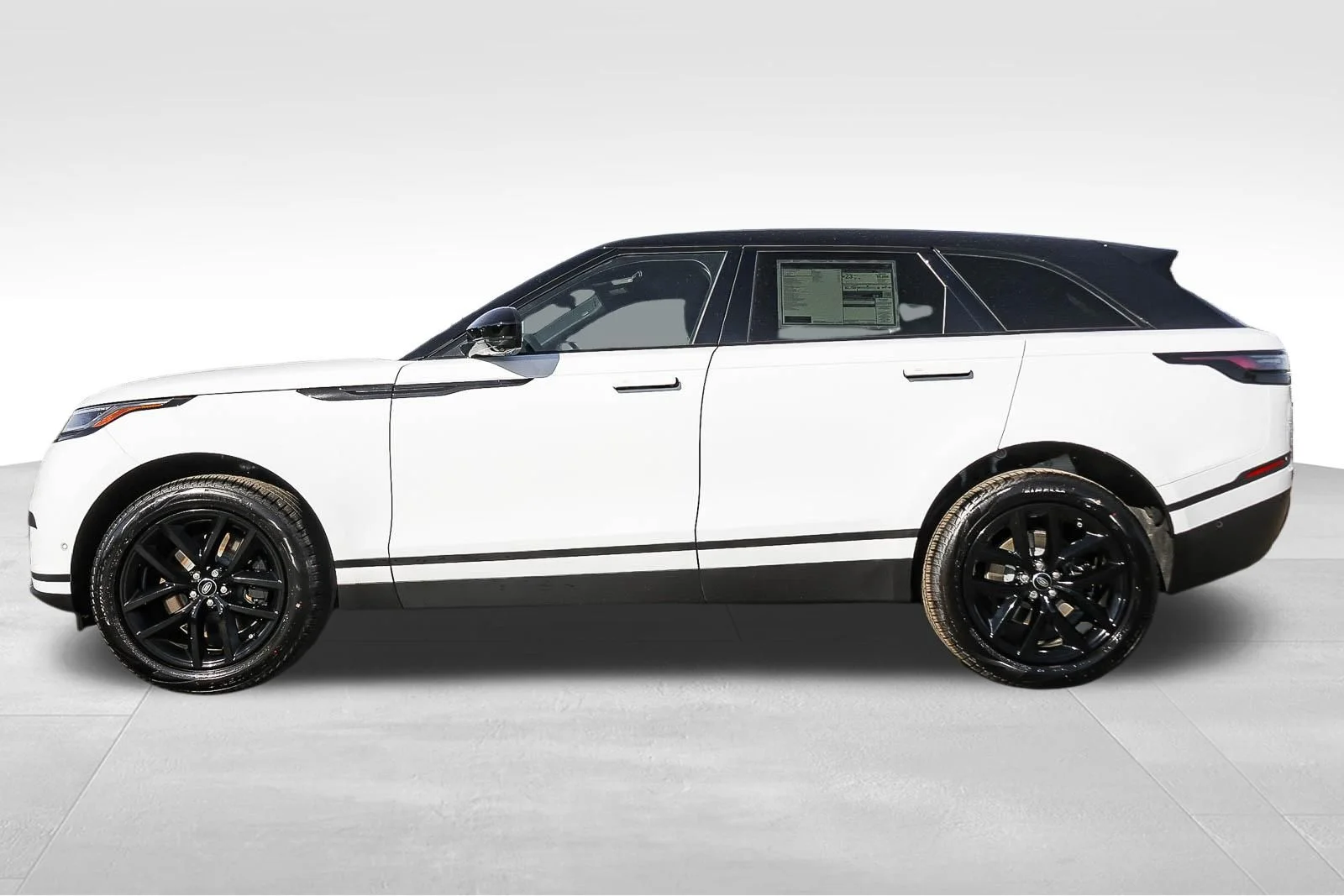 New 2026 Fuji White Land Rover S image 8