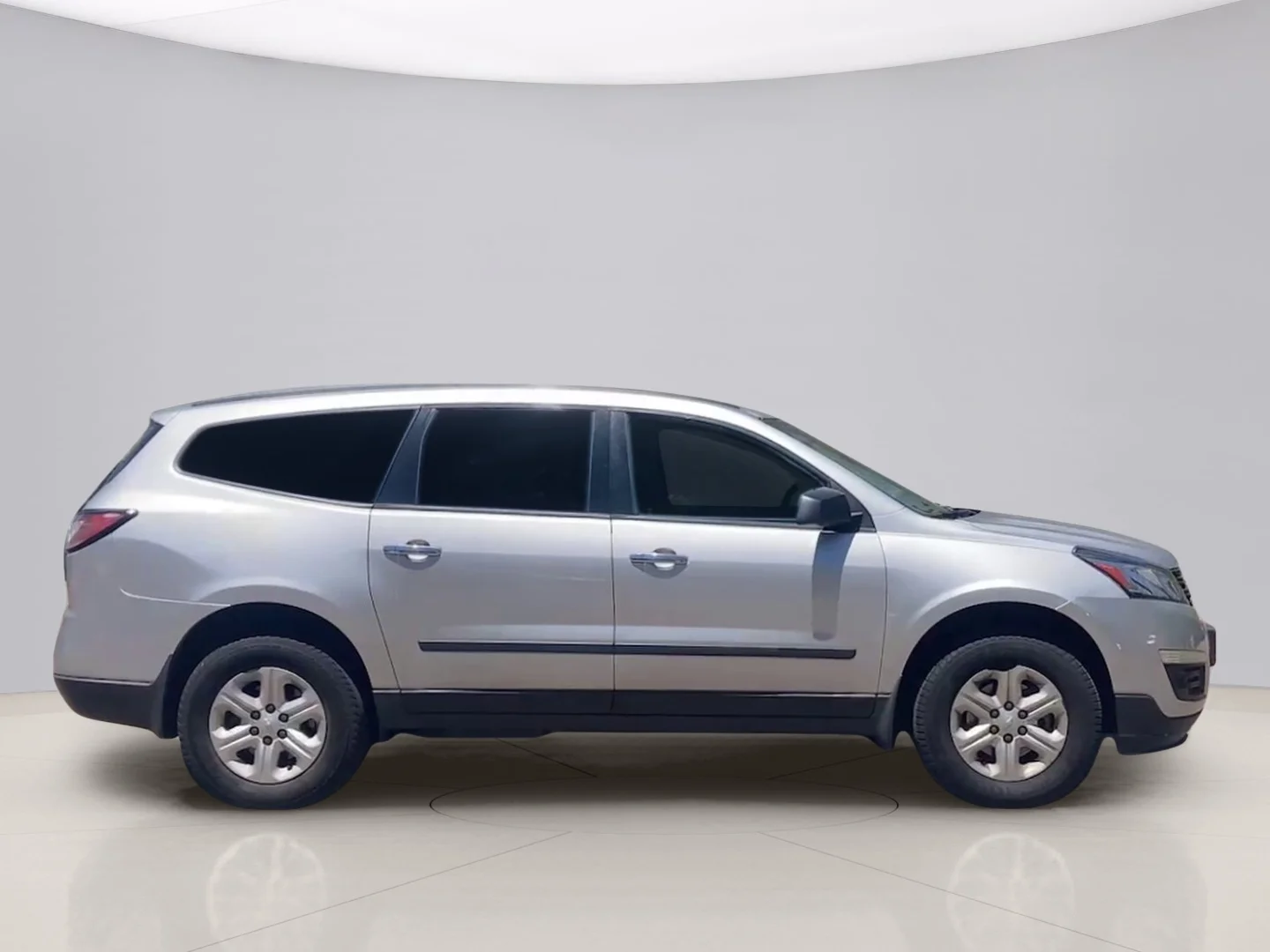 Used 2014 Silver Chevrolet LS image 6