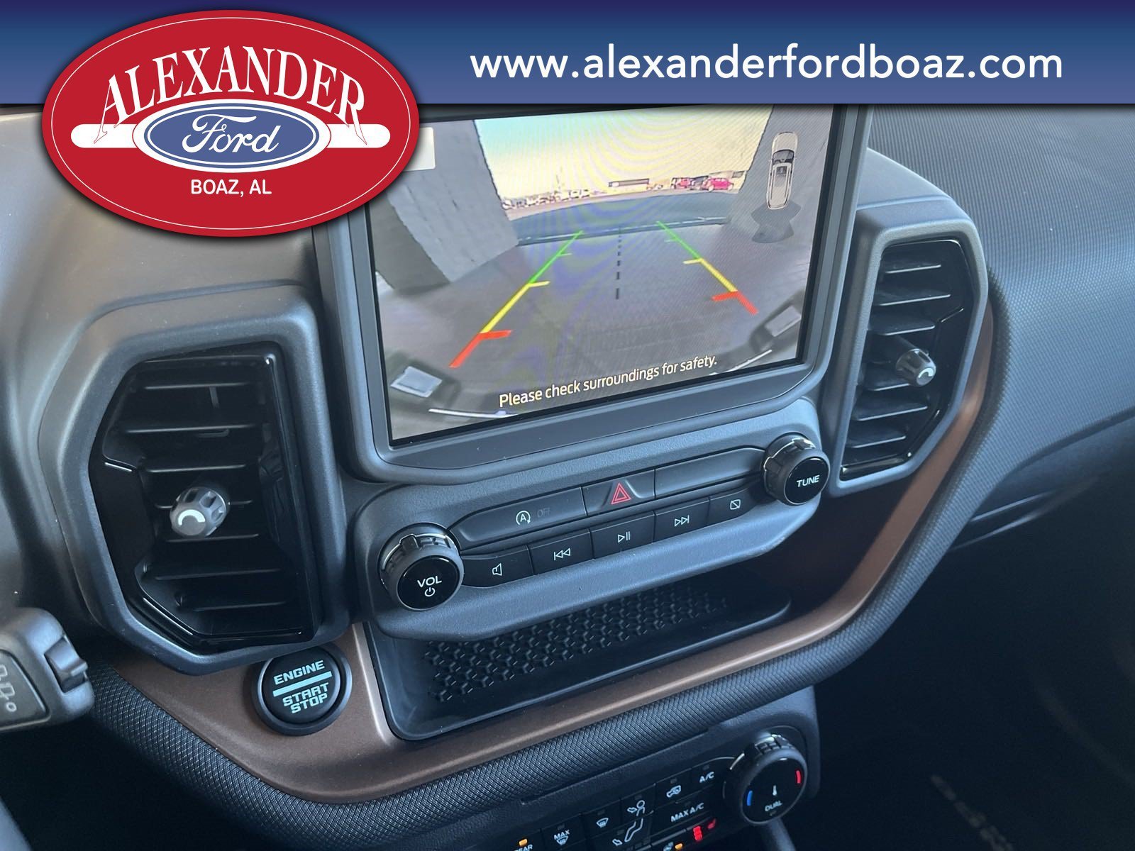 New 2024 Oxford White Ford Outer Banks® image 21