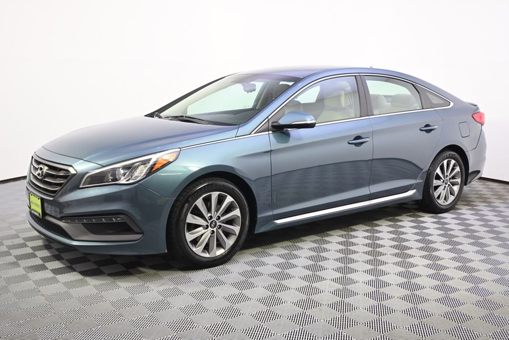 Used 2017 Hyundai Sonata Sport with VIN 5NPE34AF0HH592702 for sale in St. Louis Park, Minnesota
