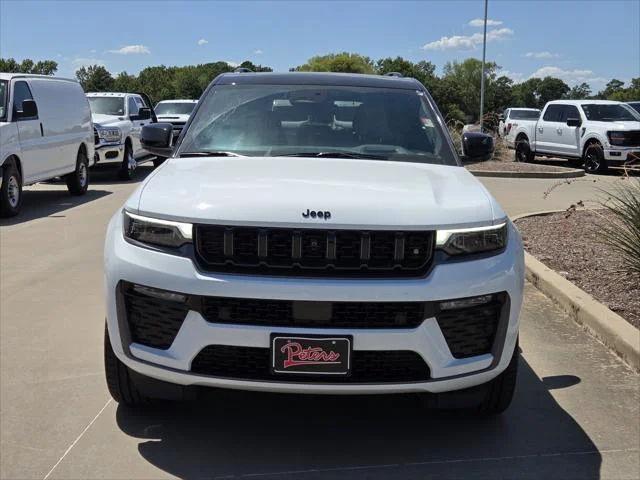 New 2026 Bright White Clear-Coat Exterior Paint Jeep Summit image 2