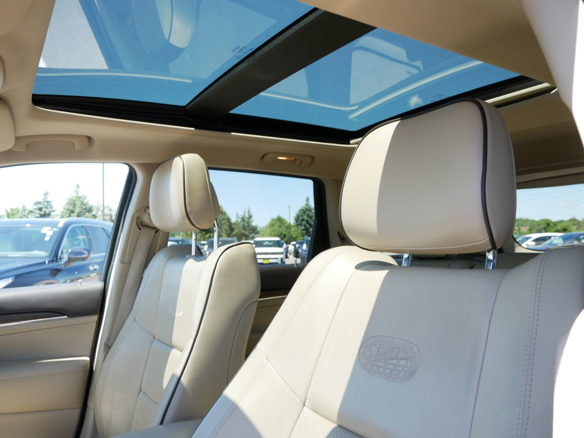 2014 Jeep Grand Cherokee Overland - Photo 21