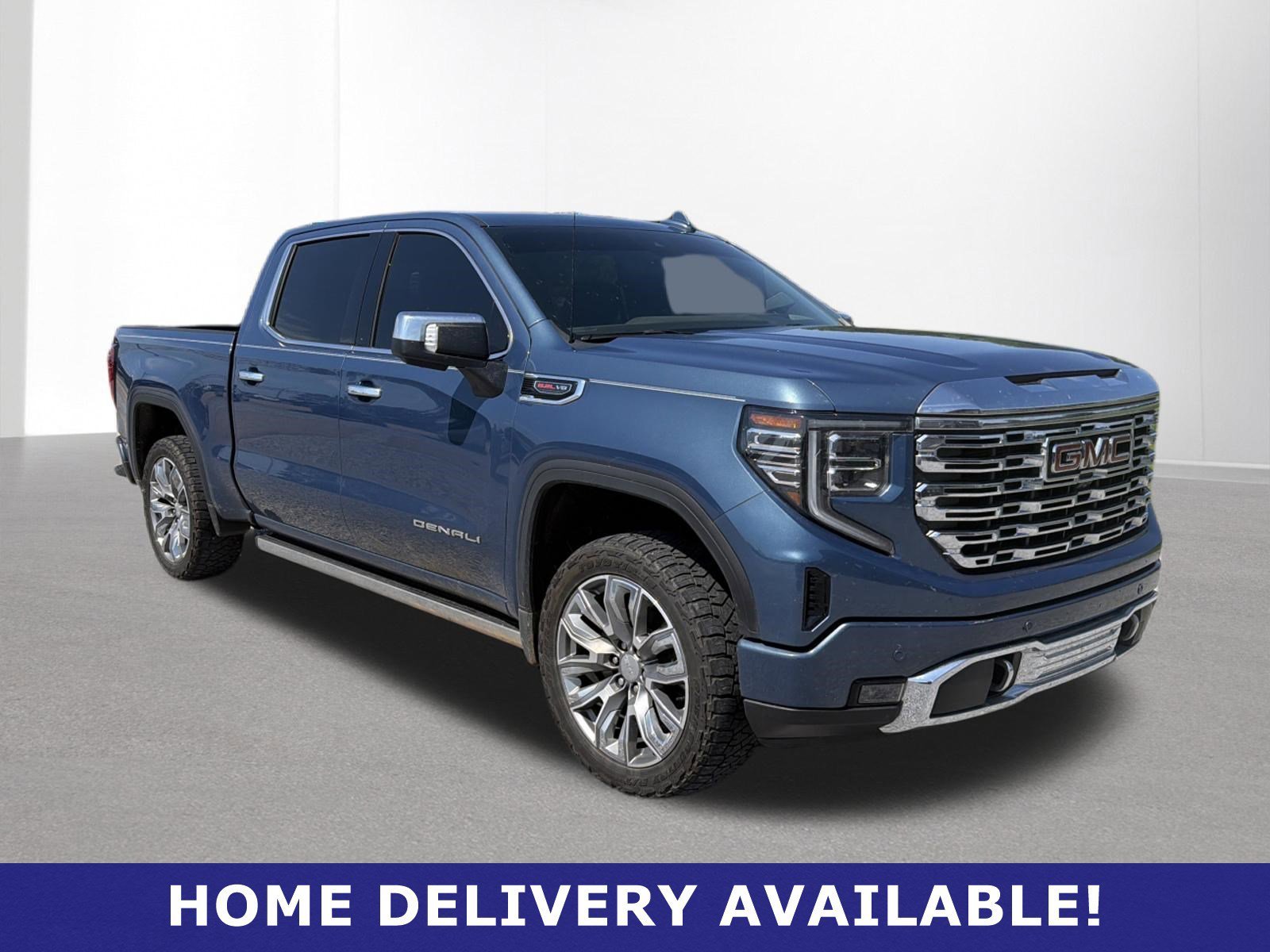 2024 GMC Sierra 4WD Crew Cab Short Box Denali's photo