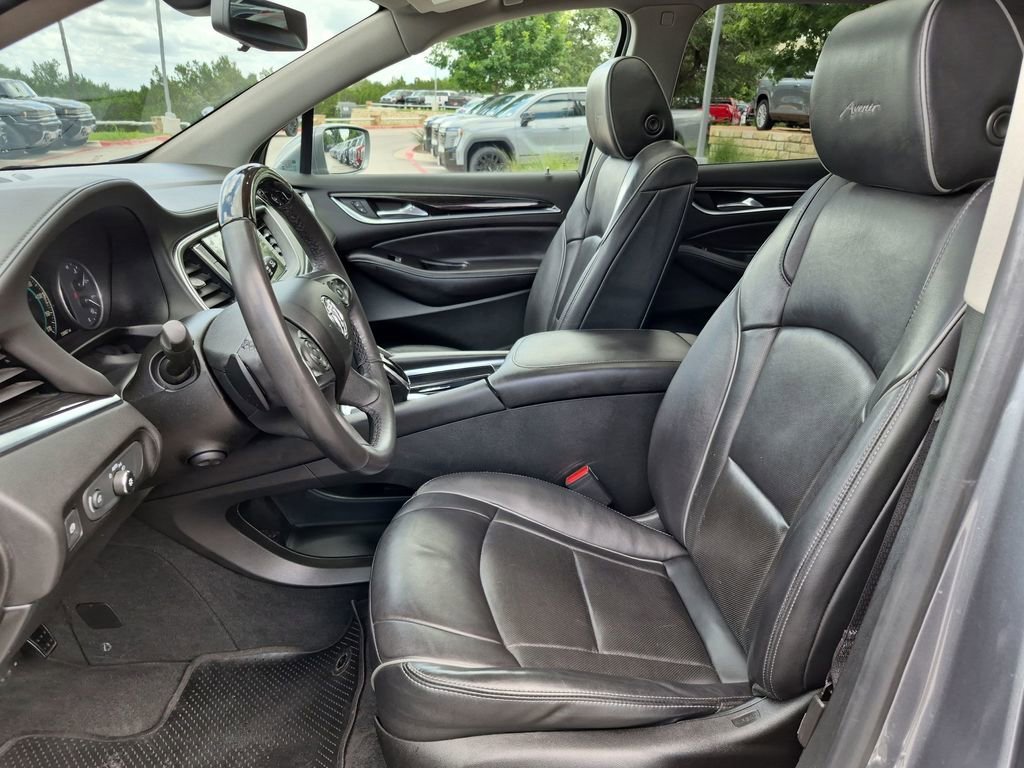 Used 2019 Includes Pitch Dark Night lower exterior accent color.) Buick Avenir image 21