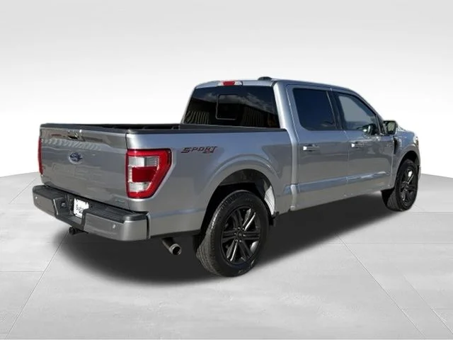 Used 2022 Silver Ford Lariat image 34