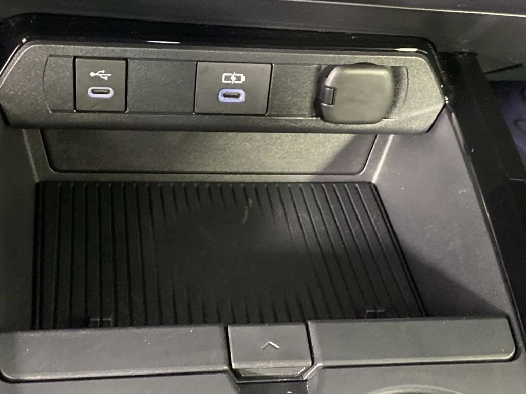 Used 2023 Silver Toyota XLE image 21