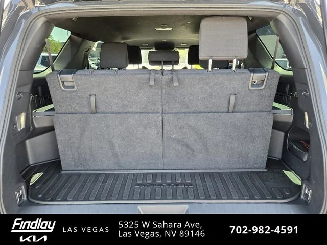 Used 2025  Toyota SR5 image 18