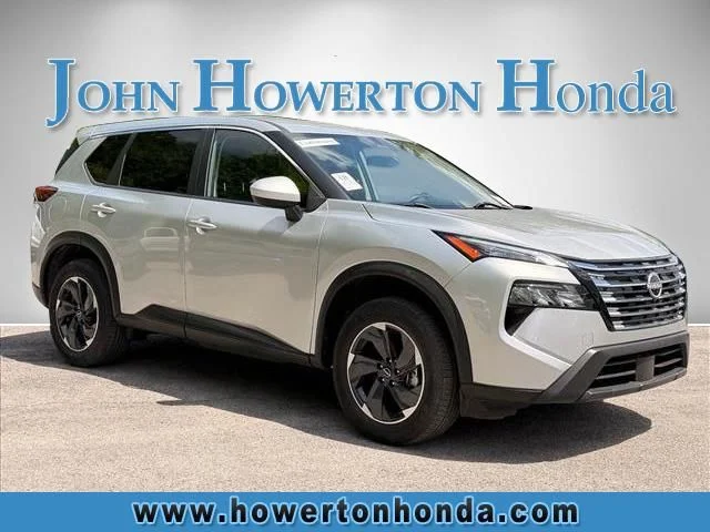 Used 2024 Silver Nissan SV image 1