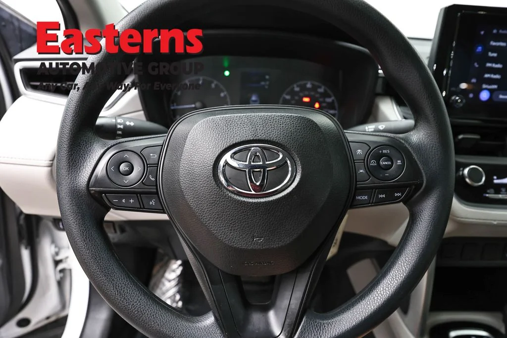 Used 2023 Beige Toyota L image 10