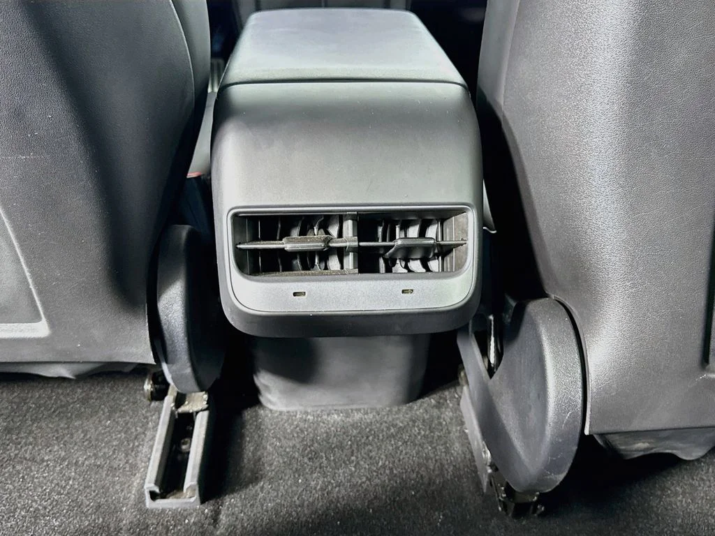 Used 2022 Blue Tesla Performance image 26