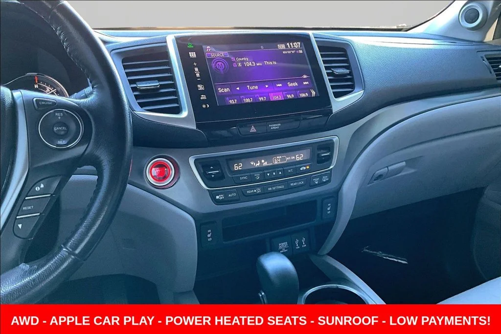 Used 2016  Honda EX-L image 9