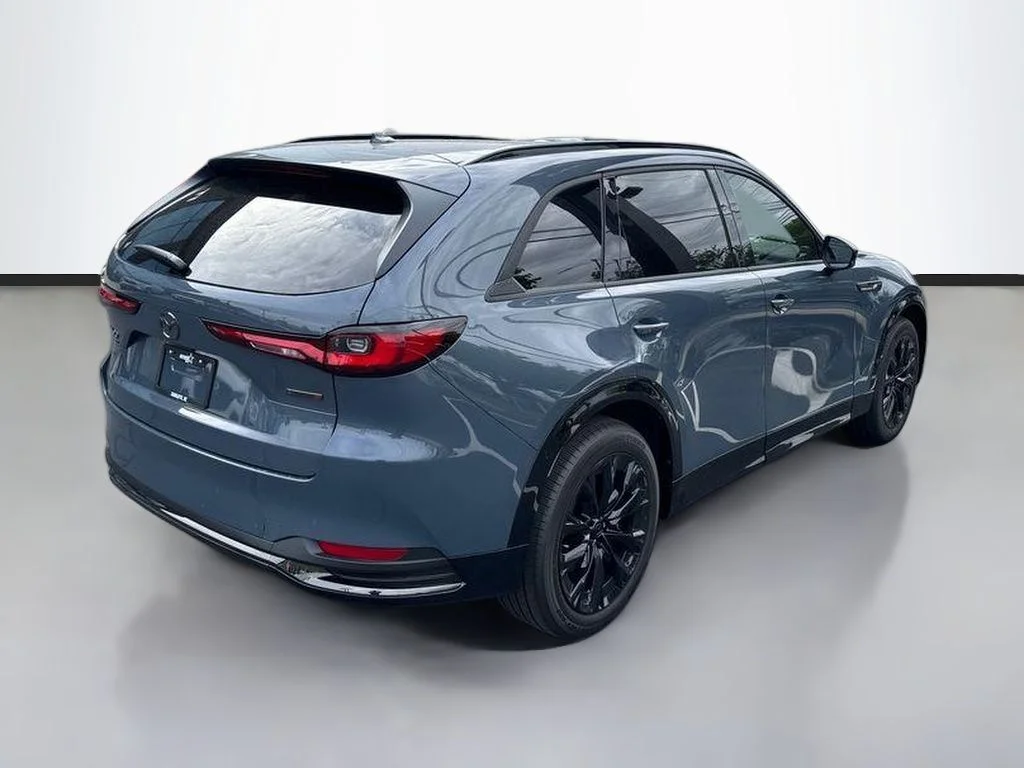 New 2026 Gray Metallic Mazda 3.3 Turbo S Premium image 3