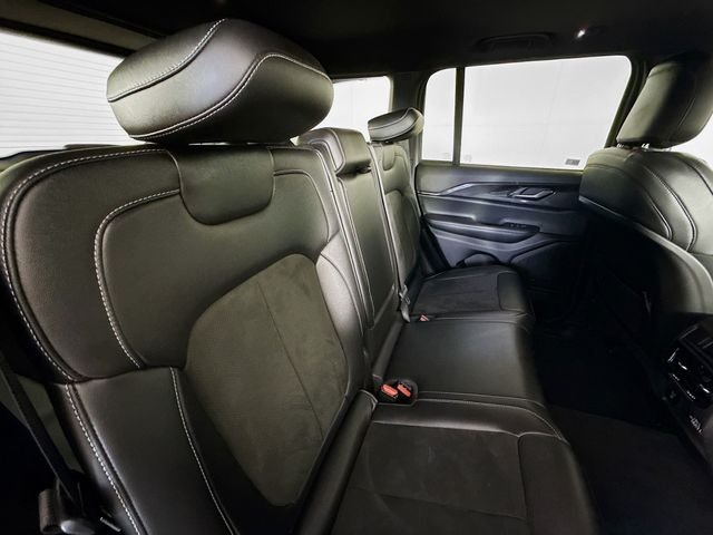 Used 2023 White Jeep Altitude X image 26