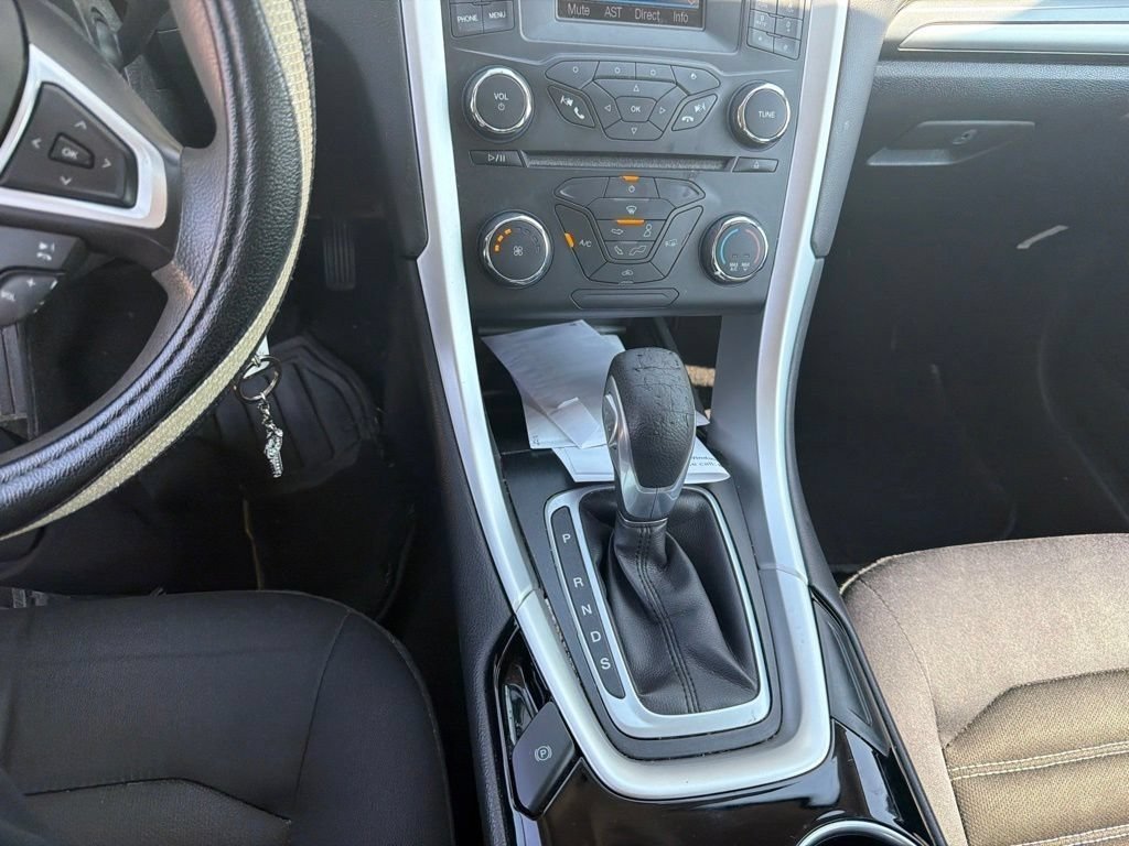 Used 2013 Ruby Red Metallic Ford SE image 17