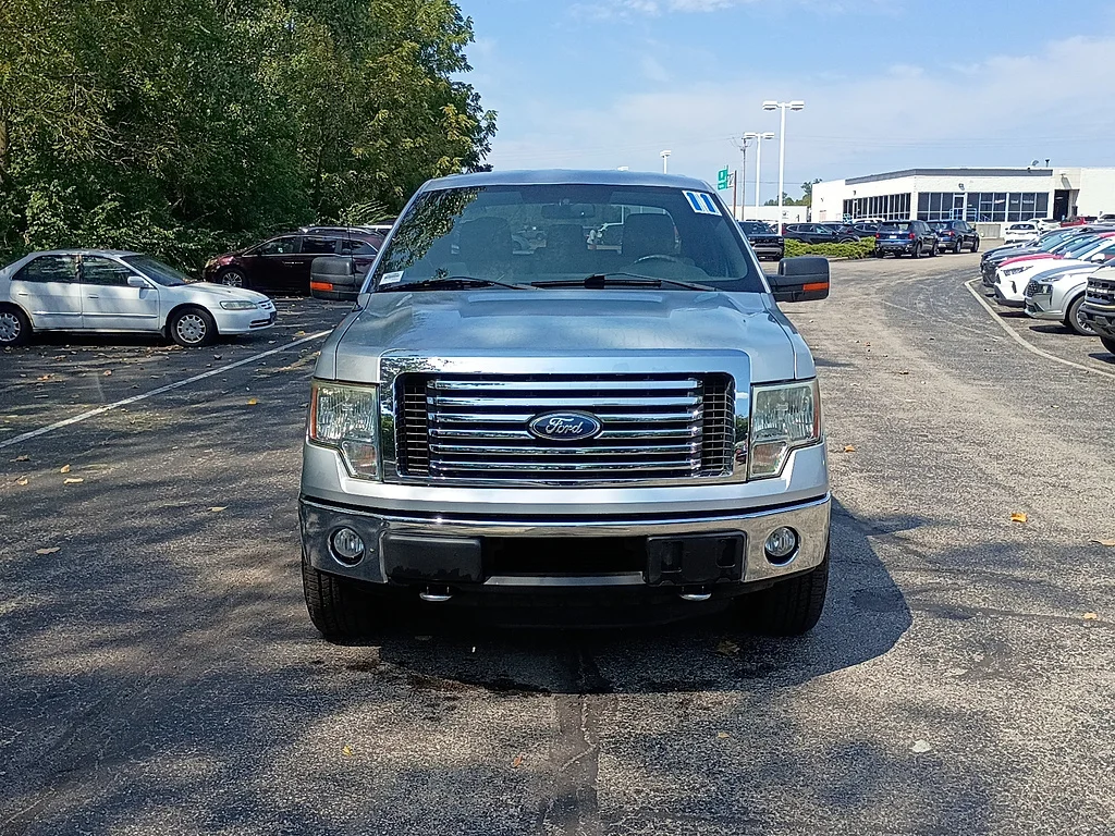 Used 2011 Ingot Silver Metallic Ford XLT image 8