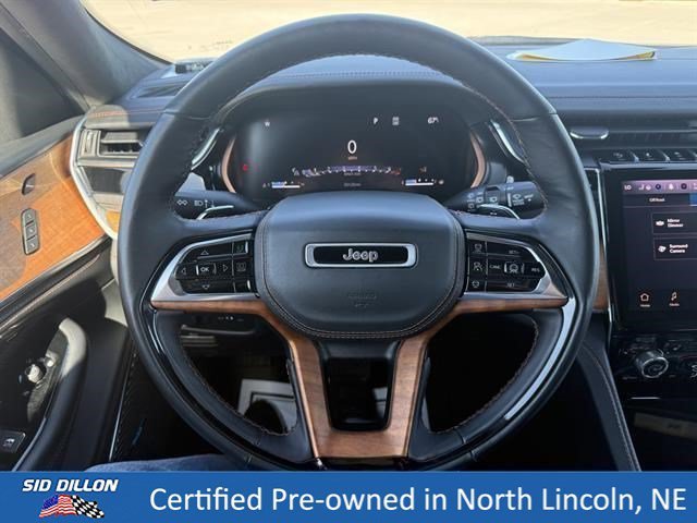 Used 2023 Diamond Black Crystal Pearlcoat Jeep Summit Reserve image 12