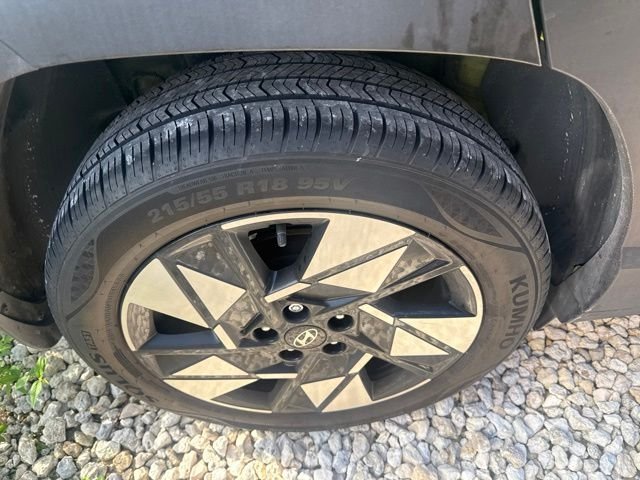Used 2025 Yellow Hyundai SEL image 6