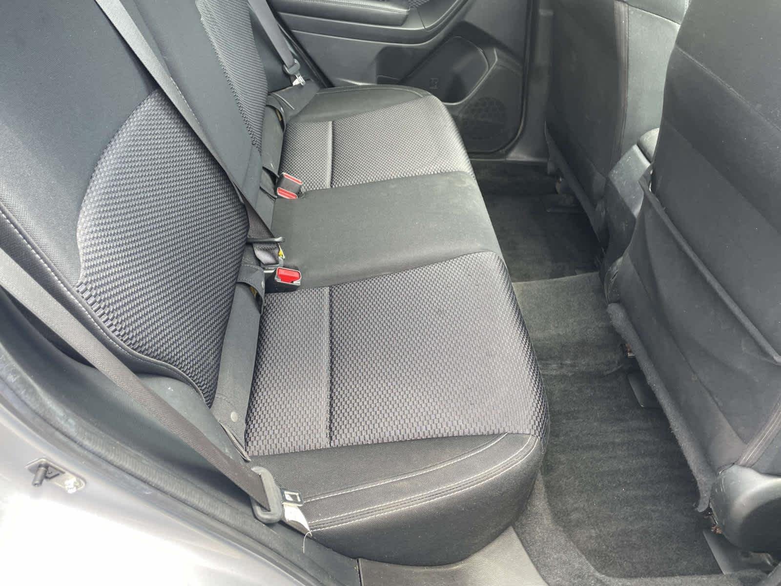 Used 2017 Ice Silver Metallic Subaru Premium image 19