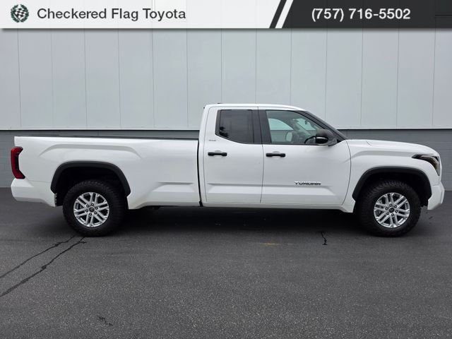 Used 2022 White Toyota SR5 image 10