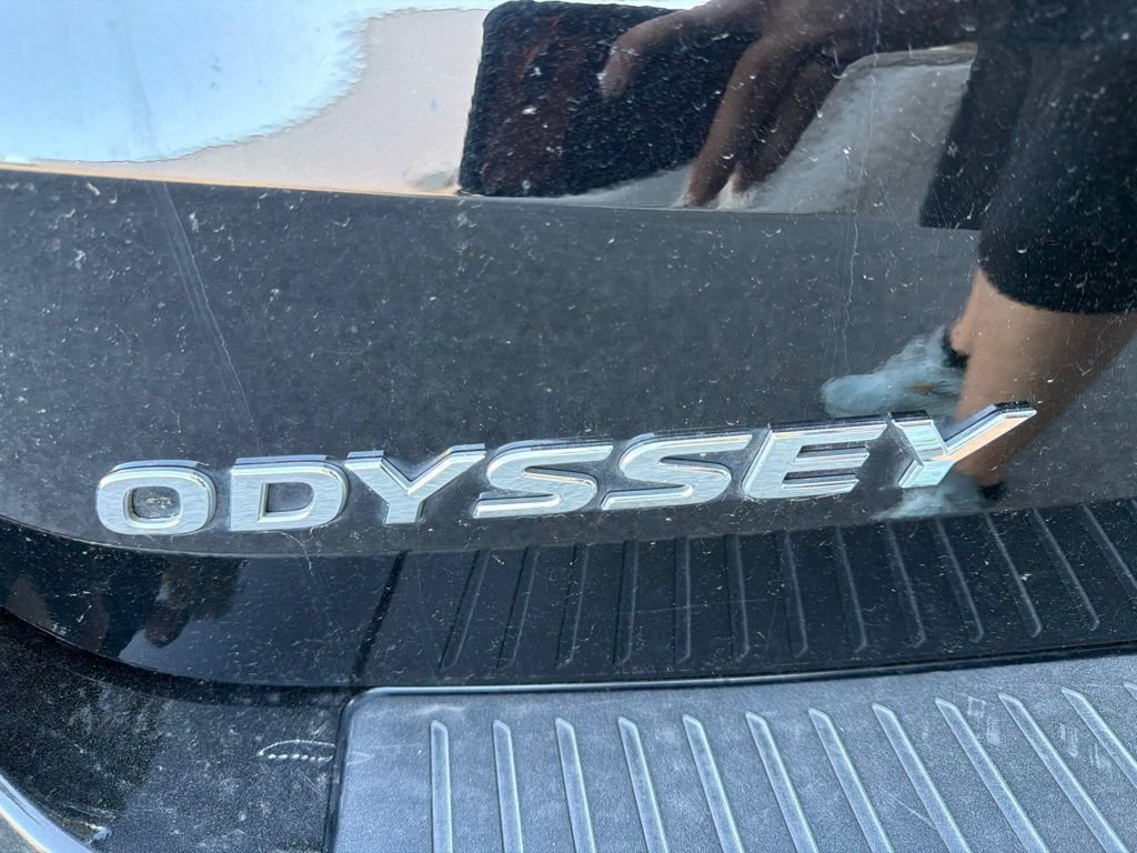 Certified Used 2025 Crystal Black Pearl Honda SPORT-L image 13