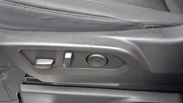 2024 Chevrolet Silverado 1500 LT - Photo 23