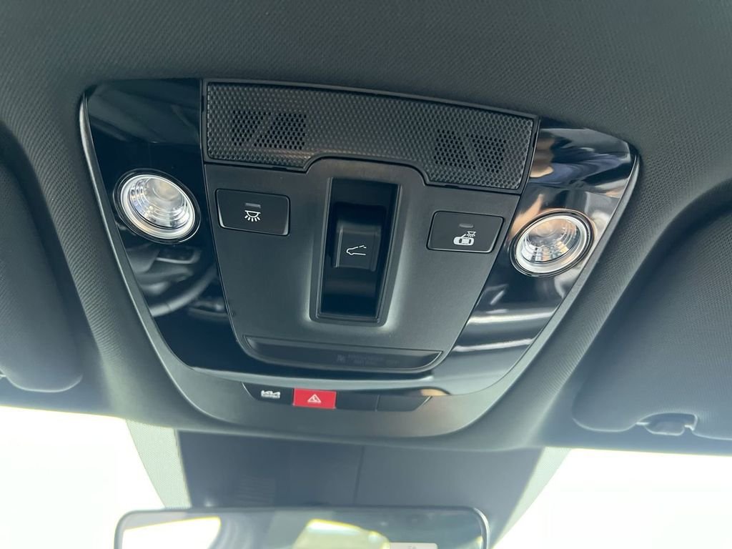 New 2026 Wolf Gray Kia GT image 20