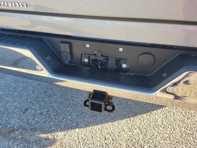 New 2026 Sterling Gray Metallic Chevrolet LT image 30