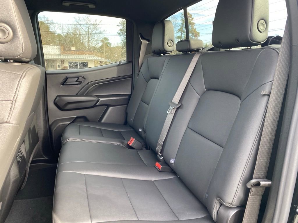 2025 Chevrolet Colorado Trail Boss - Photo 17