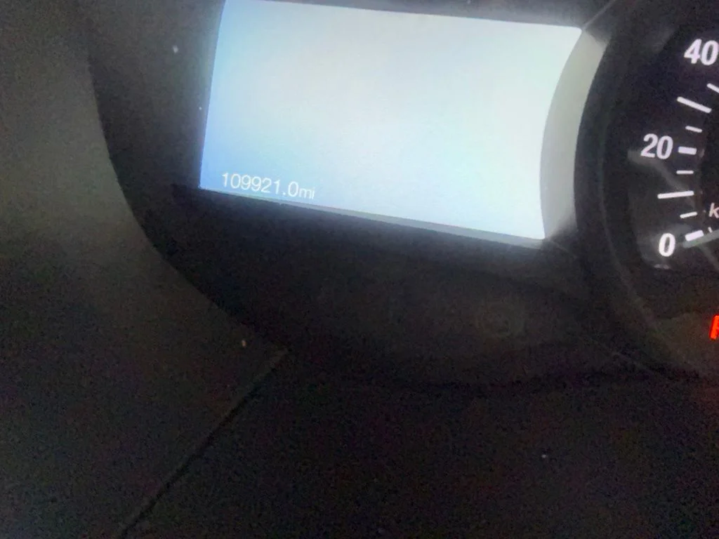 Used 2021 Silver Metallic Ford SE image 2