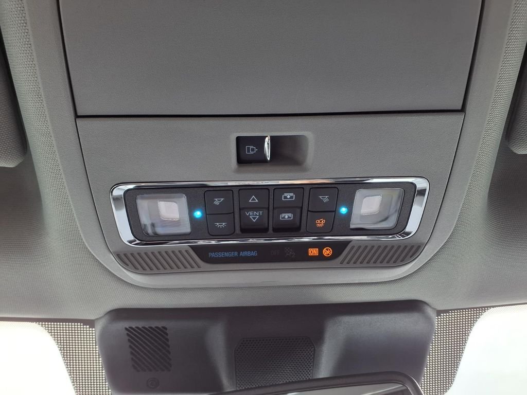 New 2026 Star White Metallic Tri-Coat Ford F-250® Lariat® image 21