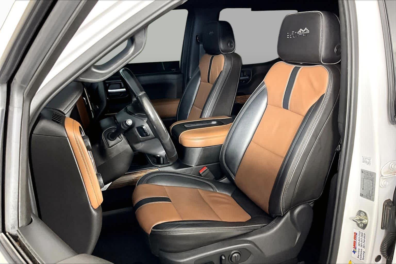 Used 2019 Iridescent Pearl Tricoat Chevrolet High Country image 8