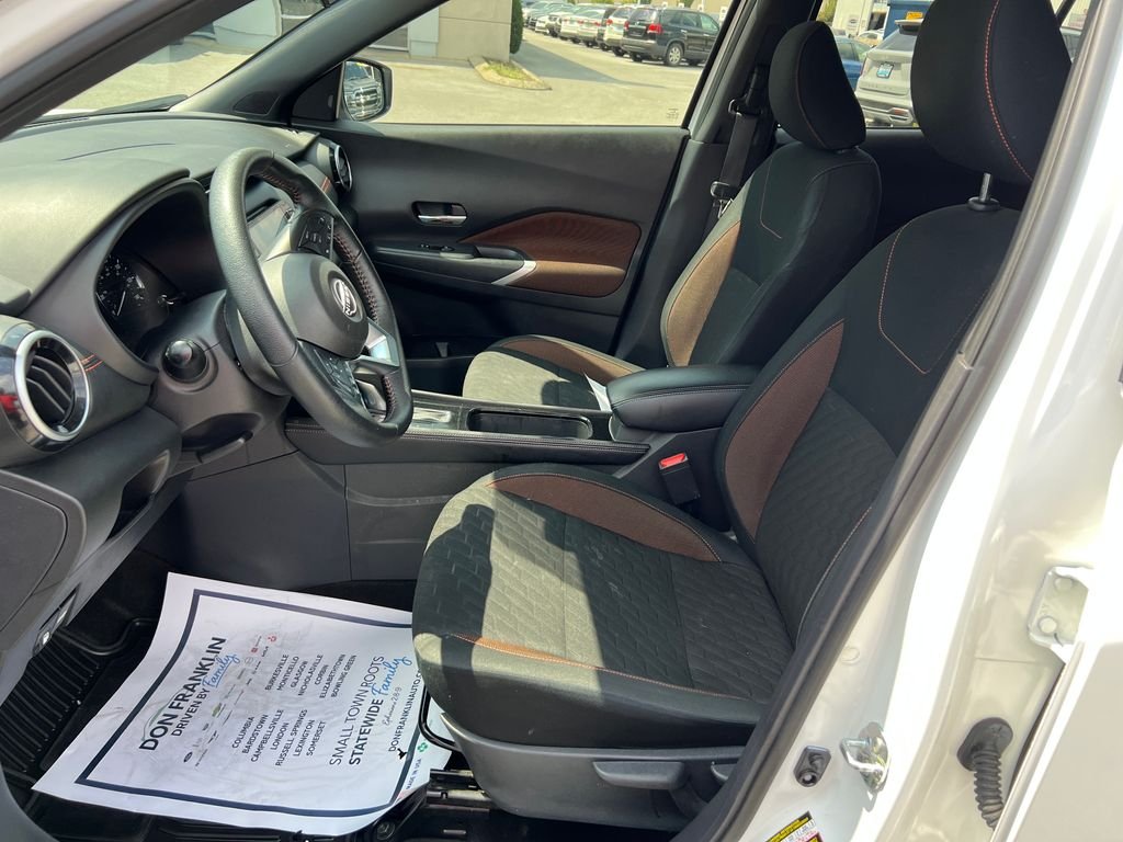 Used 2024 White Nissan SR image 13
