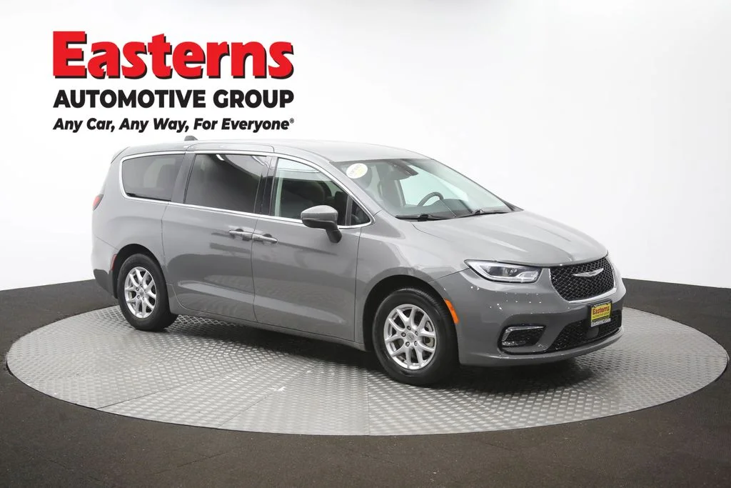 Used 2023 White Chrysler Touring L image 49