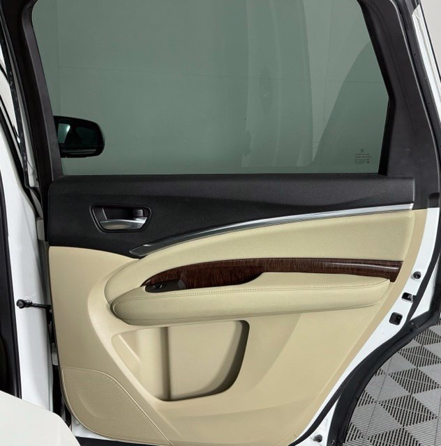 Used 2018 White Diamond Pearl Acura MDX image 60