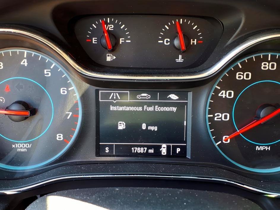 Used 2017 Summit White Chevrolet LT image 25